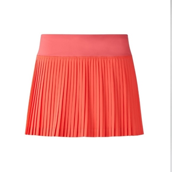 lululemon athletica Dresses & Skirts - Lululemon Athletica Pleat To Street Skirt II